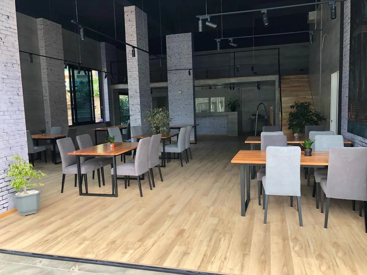 Nemesis Hotel Sarandë