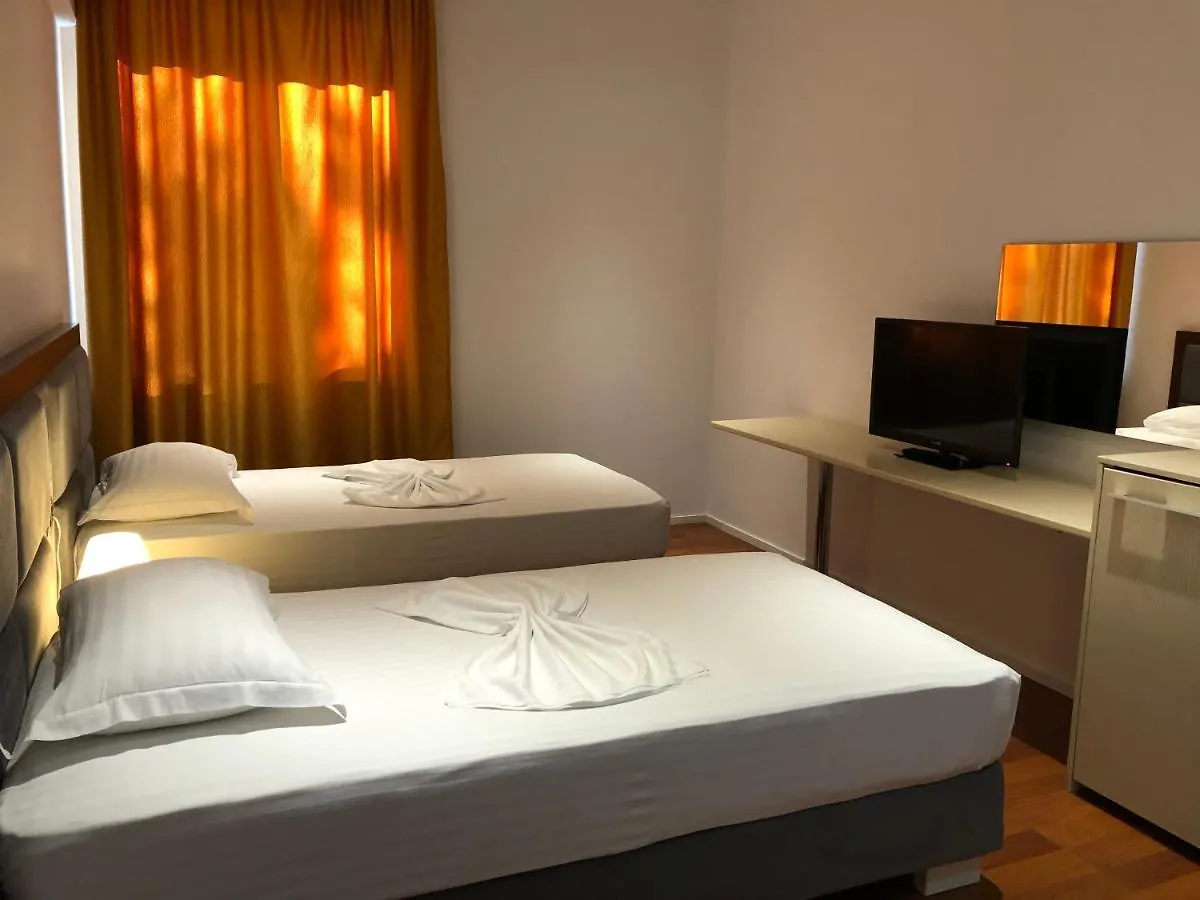 Nemesis Hotel Sarande