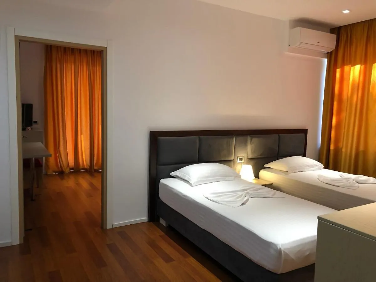 Nemesis Hotel Sarande 4*,