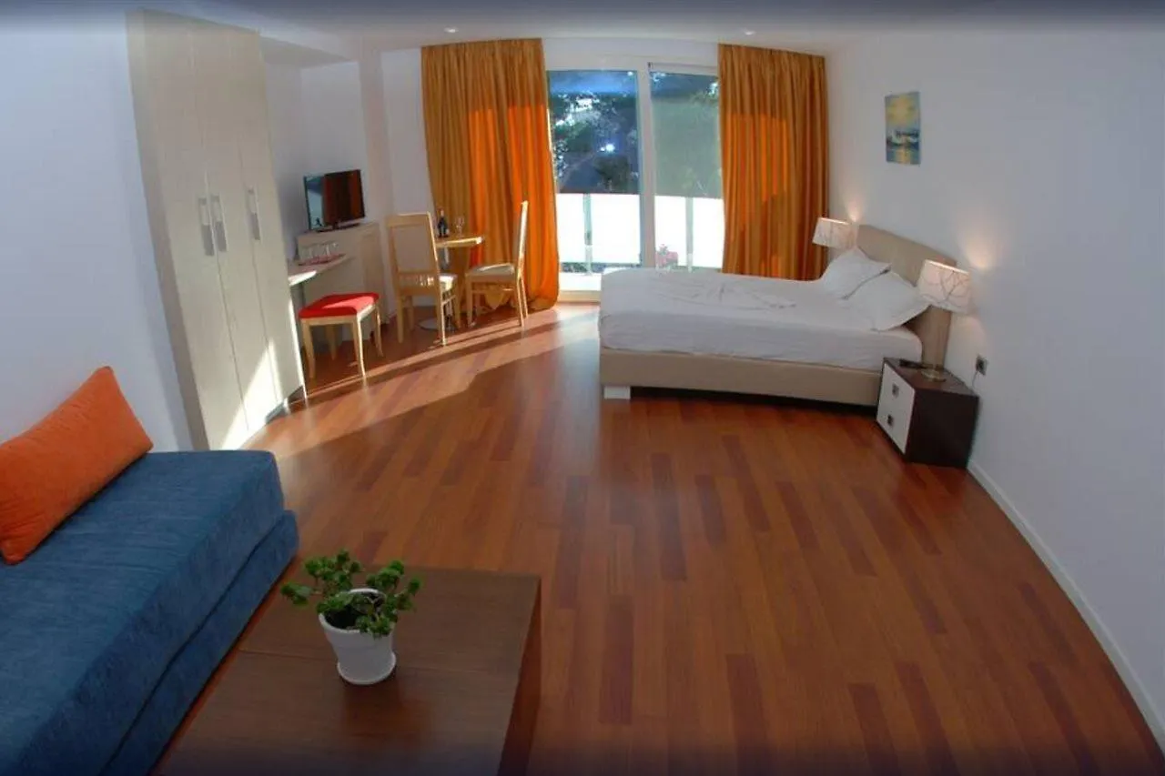 Nemesis Hotel Sarande